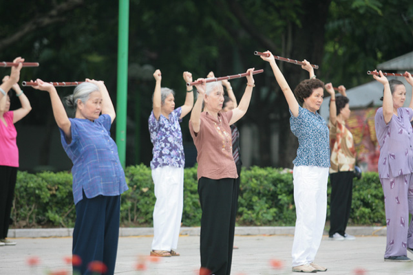 dấu hiệu bệnh đột quỵ ở người lớn